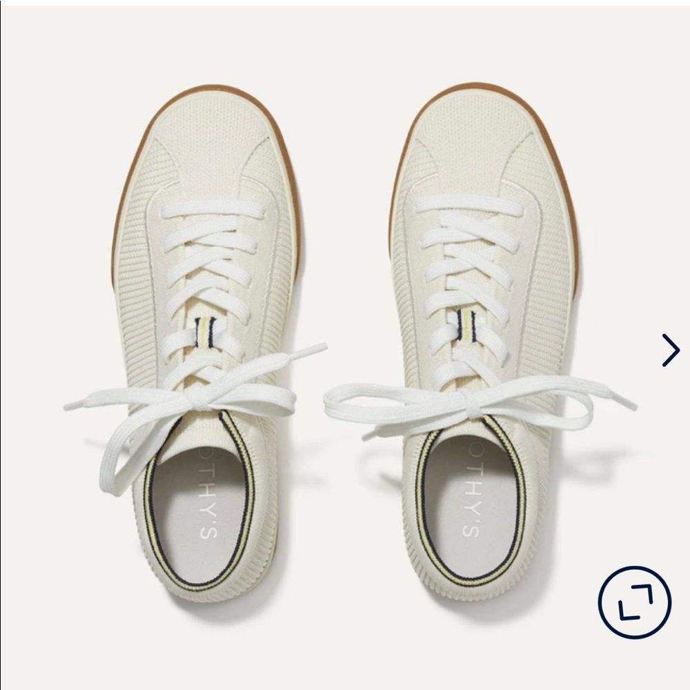 Rothy’s ‘The Lace Up’ in Vanilla